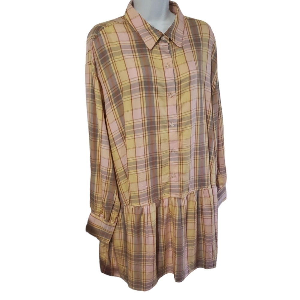 Ascot + Hart Long Sleeve Graphic Peplum Plaid Dress - Picture 3 of 16